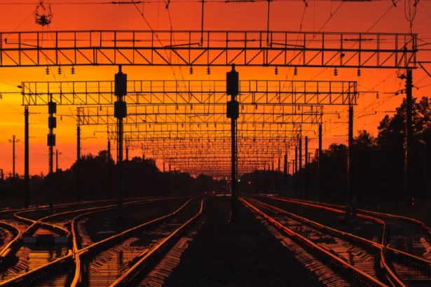 Parliamentary Standing Committee Flags Data Mismatch in Railway Funds and Expansion