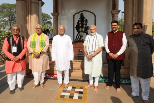 PM Modi Visits RSS Headquarters in Nagpur on the occasion of Hindu New Year