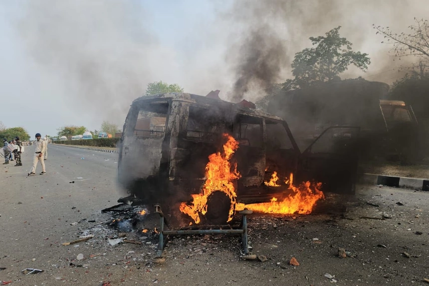 Waqf Act Protests Turn Violent in Murshidabad, 3 Killed and 150 Arrested