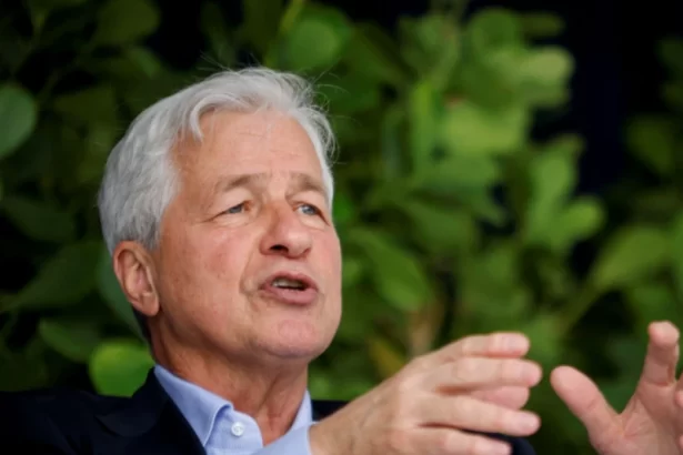 Industrialists react to the H-1B visa hike, as experts fear job disruptions