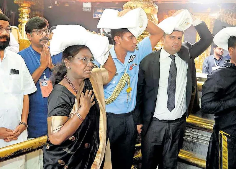 President Murmu creates history by becoming the first Female president to visit the Sabrimala temple shrine
