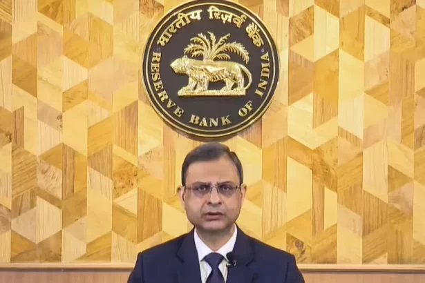 The RBI highlights a slower growth due to US tariffs