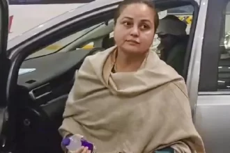 Rohini Acharaya claims to have been abused by her brothers after she announced separation from her family and RJD