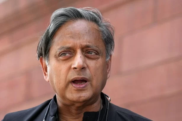 Shashi Tharoor points out political dynasties existing at several levels in the country
