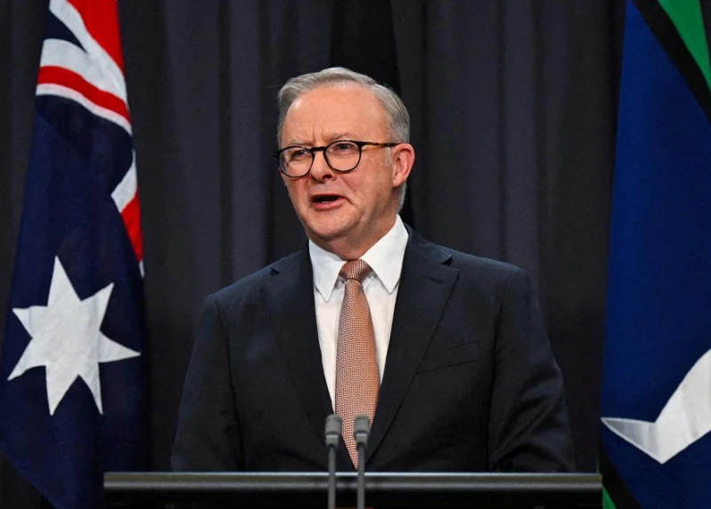 Australian government becomes the first to ban social media for children under 16 years