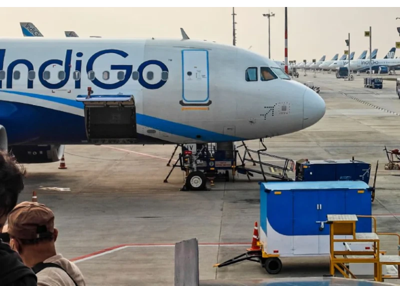 Indigo cancels and delays more than 400 flights, causing panic among passengers