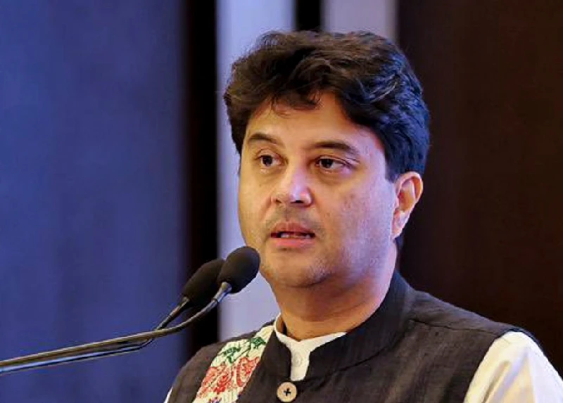 Telecom minister confirms Sanhar Saathi app is optional and not compulsory, after massive backlash