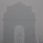 Fog in Delhi NCR envelops the roads, as IMD issues a warning