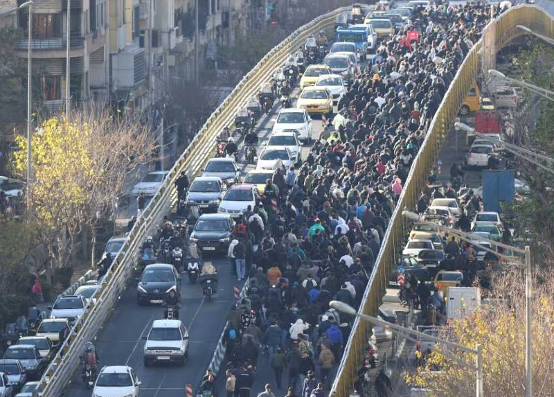 Violent protests in Iran continue for the fourth day, with shopkeepers and students coming on the streets