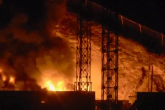 The United States captured Venezuelan President Maduro and blasted the capital, Caracas